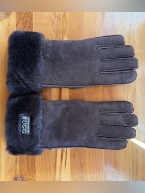 UGG Dark Brown Suede Shearling Lined Gloves